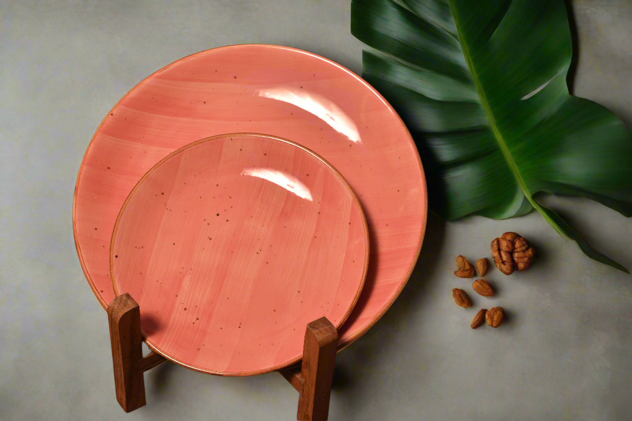 Handcrafted Ceramic Dinner Set – Rustic Pink Speckled Design