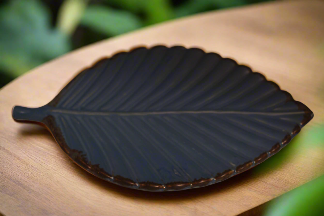 Blue Leaf-Patterned Serving Plate