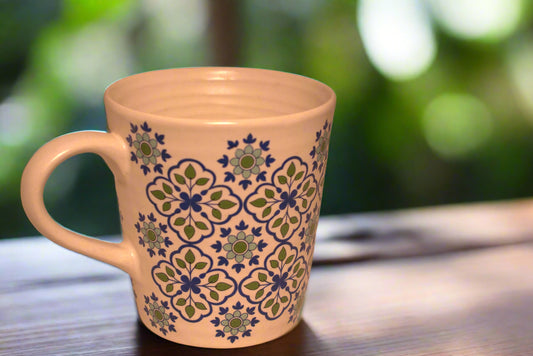 Intricate Floral Pattern Mug – Elegant & Timeless