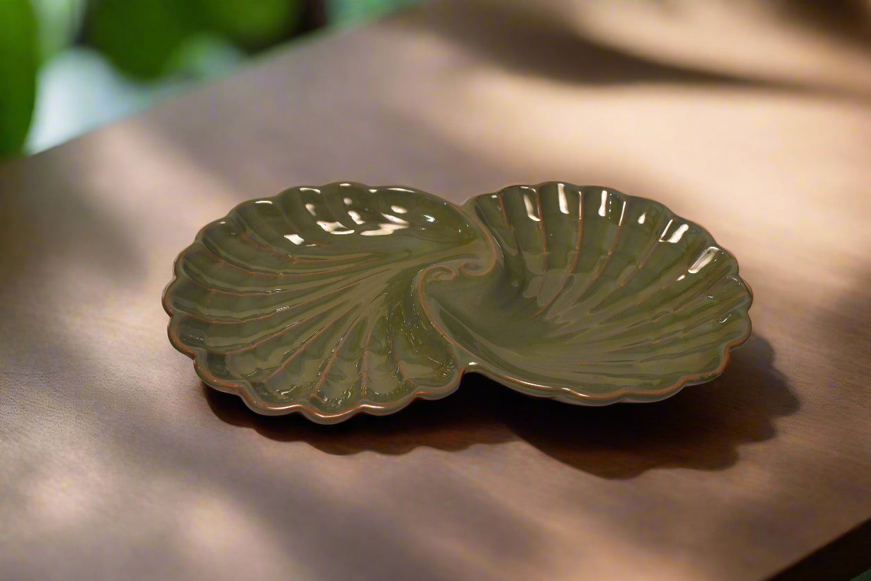 Blue Shell-Shaped Serving Plate