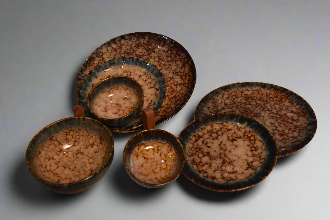 Rustic Crackle Glaze Ceramic Dinner Set – Handcrafted & Elegant