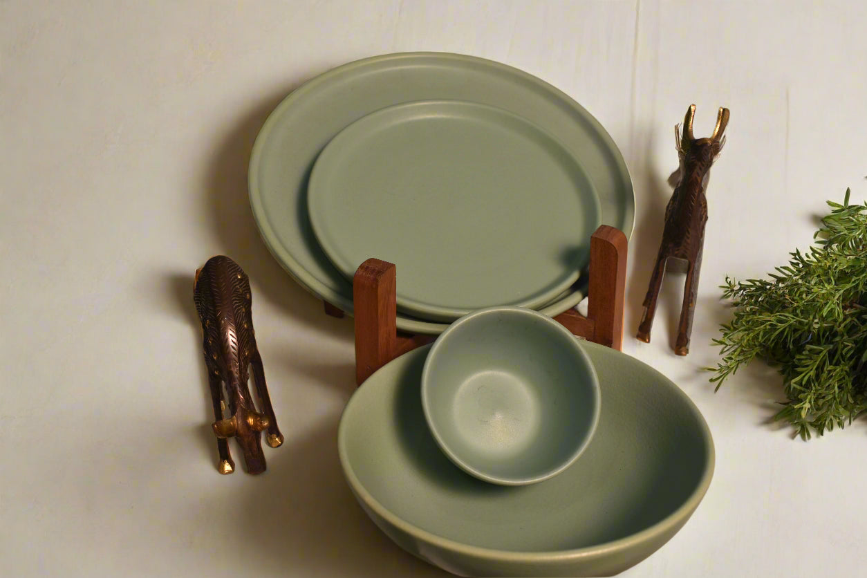Cyan Green Ceramic Dinnerware Set