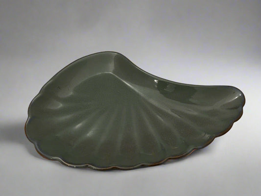 Brown Leaf-Themed Serving Plate