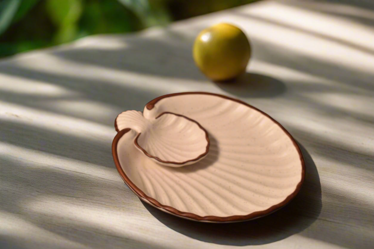 Handcrafted Shell-Inspired Ceramic Plate