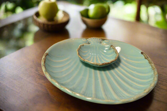 Ocean Shell-Inspired Serving Platter – Aqua Blue