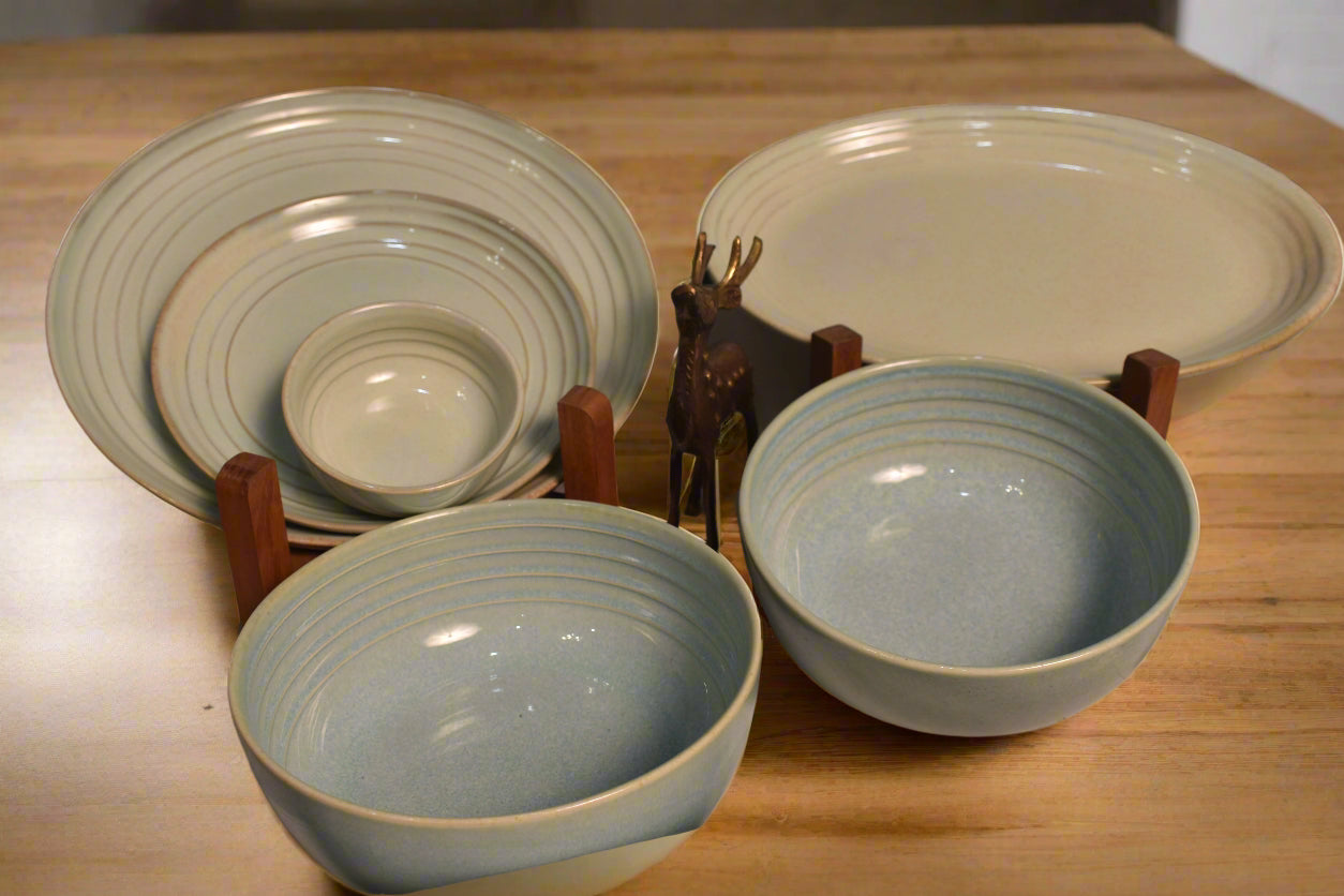 Minimalist Pastel Glaze Ceramic Dinner Set – Elegant & Timeless