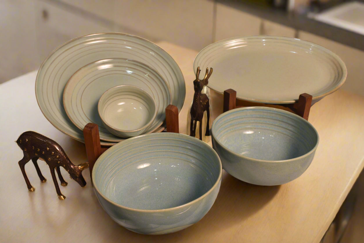 Minimalist Pastel Glaze Ceramic Dinner Set – Elegant & Timeless